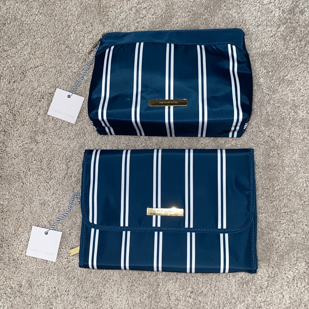 Tartan & Twine Travel Bag Set
